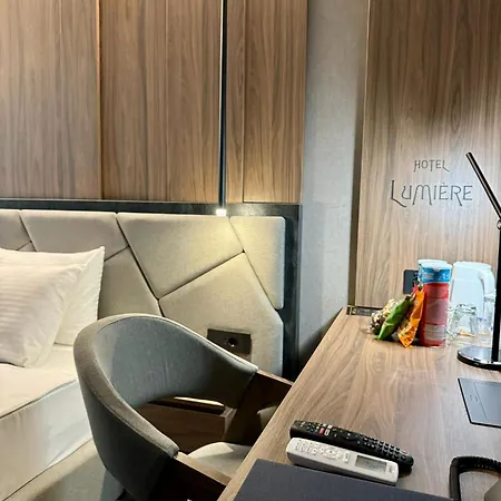 Hotel Lumiere Pool & Belgrad