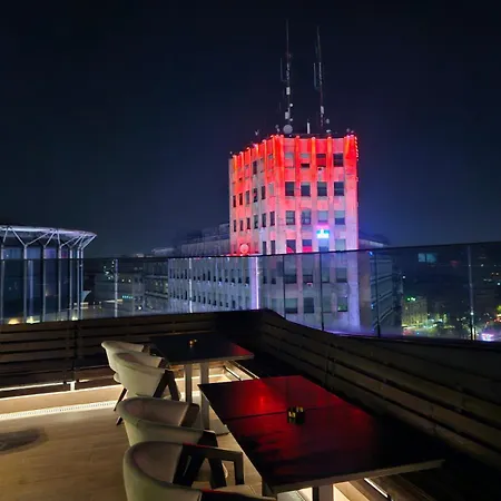 Lumiere Pool & Hotel 4*