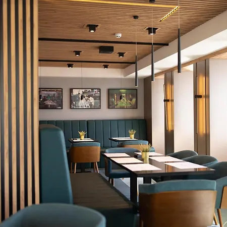 Szálloda Lumiere Pool &