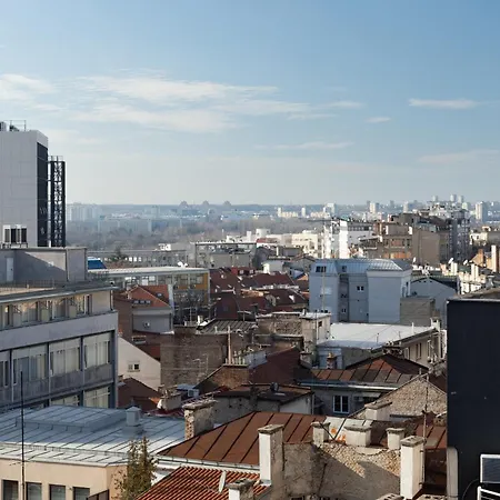 Lumiere Pool & Belgrade