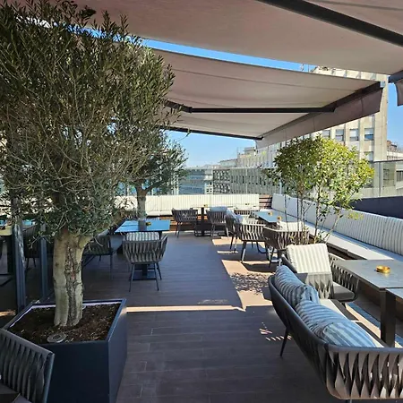 Hotel Lumiere Pool &