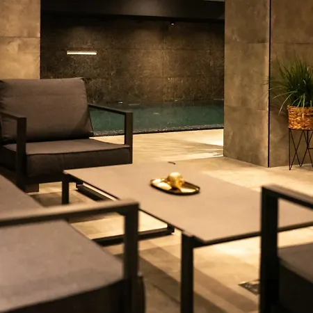 Lumiere Pool & Hotel