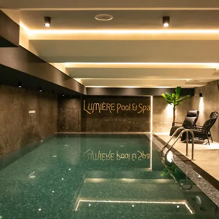 Hotel Lumiere Pool &