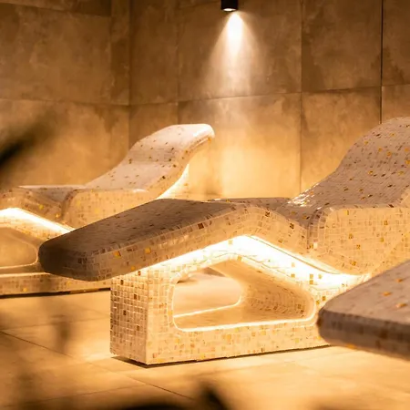 Lumiere Pool & 4* Belgrad