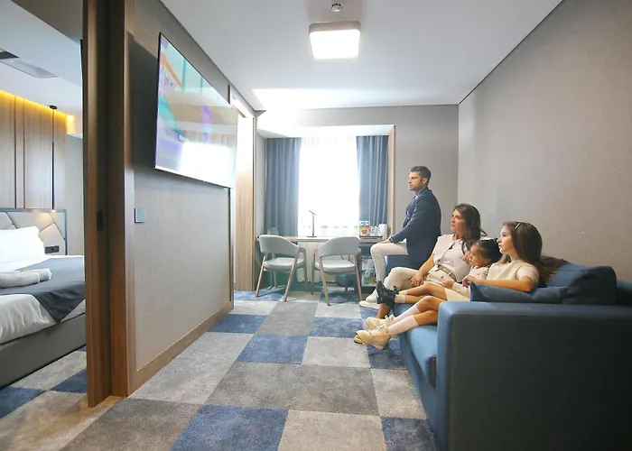 Lumiere Pool & 4* Belgrado