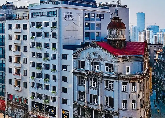 Lumiere Pool & Hotel