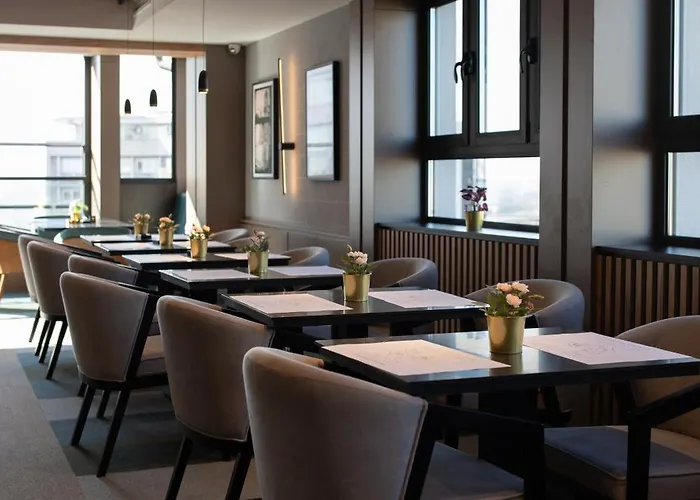 Hotel Lumiere Pool &