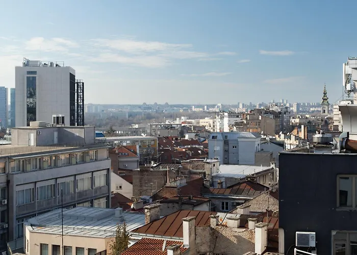 Lumiere Pool & Belgrado