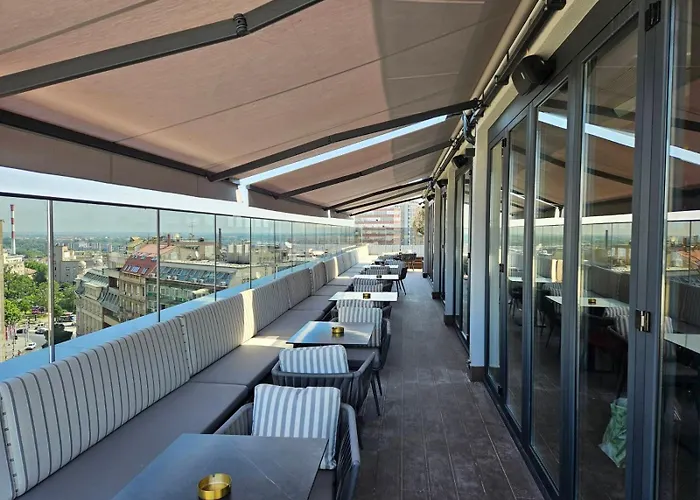 Lumiere Pool & Hotel Belgrado